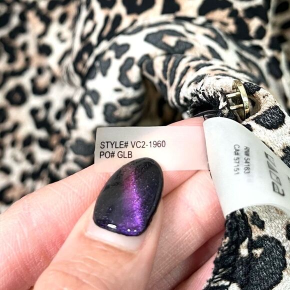 Vince Camuto Dress Women’s 12 Cheetah Print Sleeveless Halter High-Low Midi NWT - Picture 10 of 10